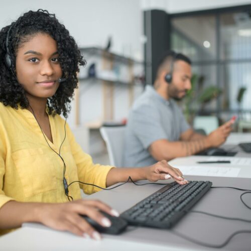 Światowy Dzień Drzemki w Pracy: Jak Zwiększyć Efektywność Zespołu