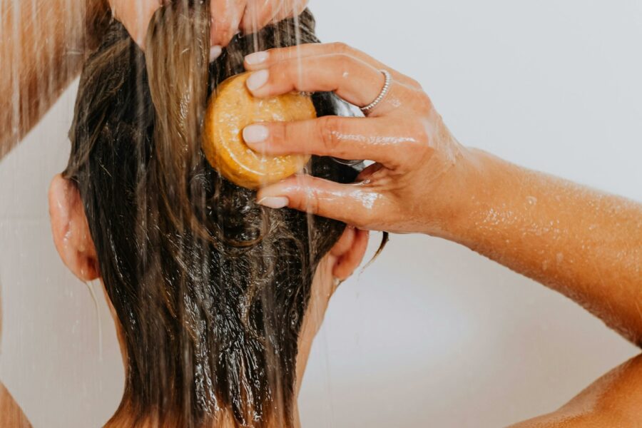 Czy zimny prysznic jest zdrowy? Odkryj jego korzyści dla zdrowia